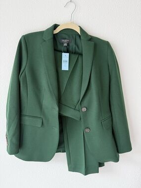 Ann Taylor Emerald Green Suit - Classic Blazer and Straight Pants